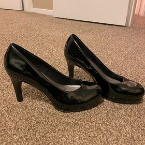 Shiny Black 2” Dress Heels